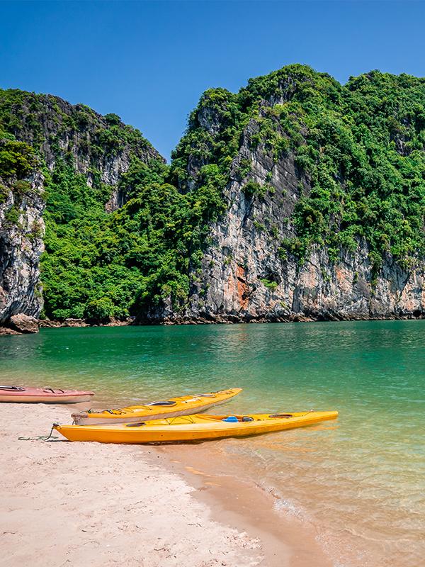 Bai Tu Long Bay and National Park