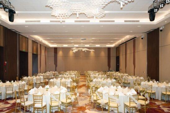 Ball room