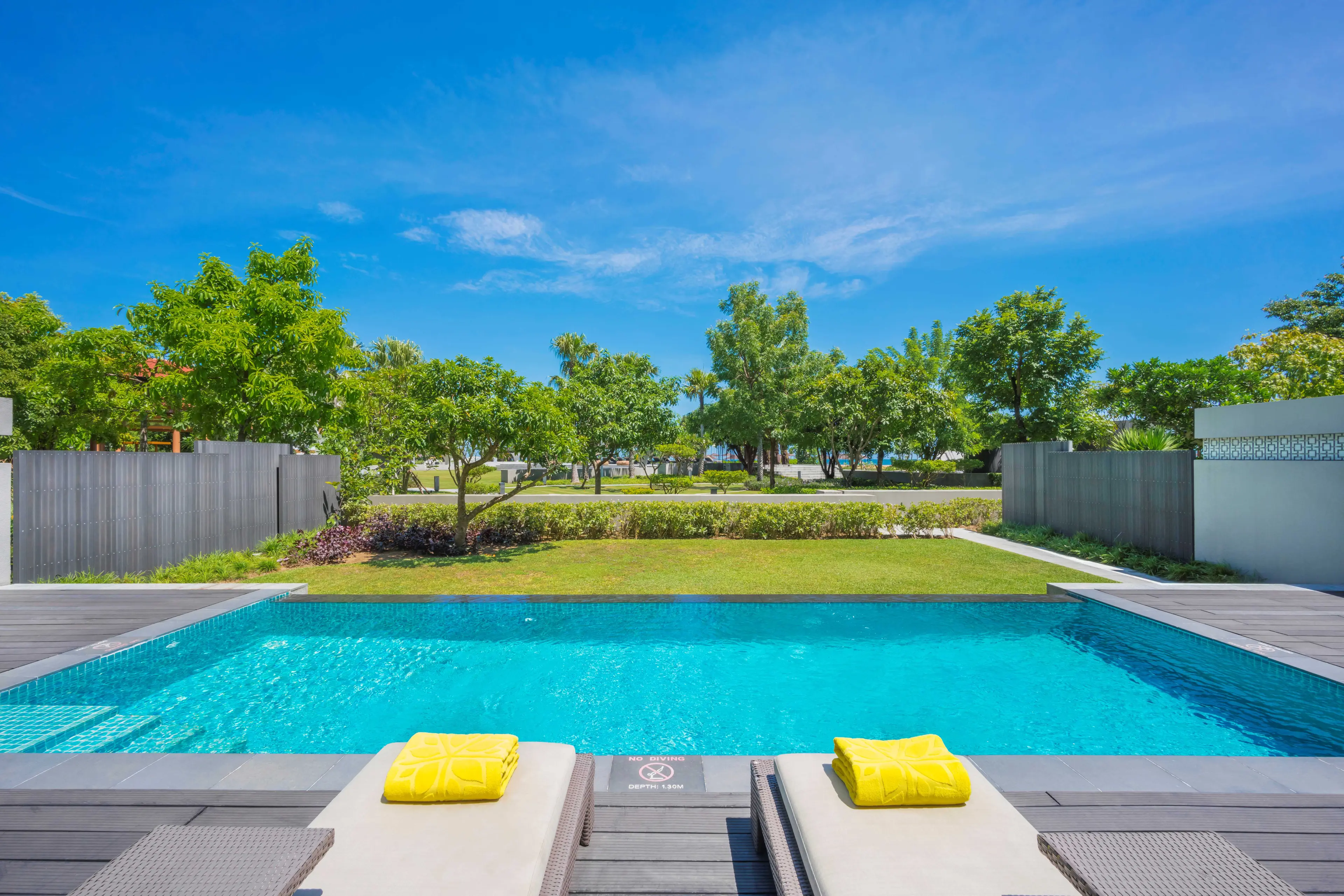 Private Pool at Courtyard two-bedroom pool suite